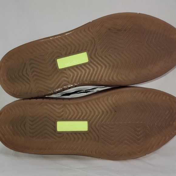 Adidas Original Sneakers - Picture 6 of 8